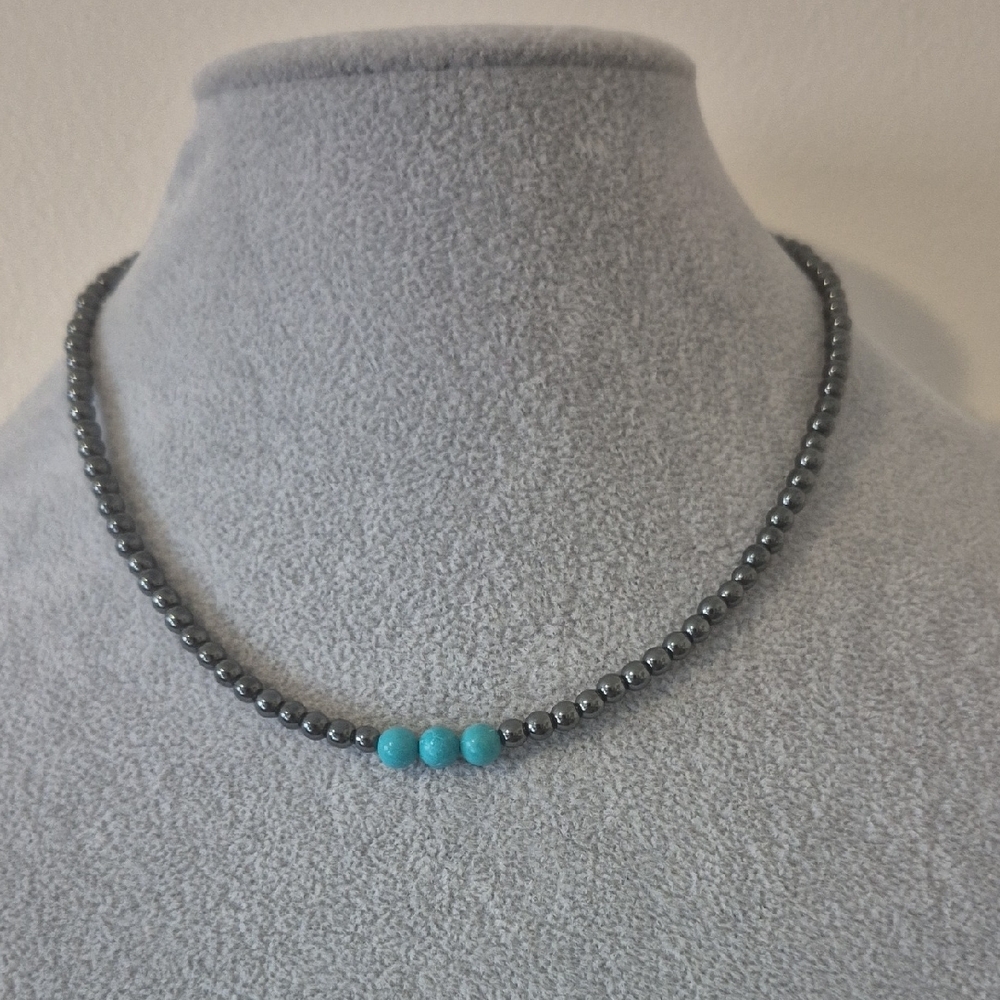 Choker 16" Blk.Hematite 4mm.Turquoise (3) Beads 6mm.Matching Braclet 6 1/2"